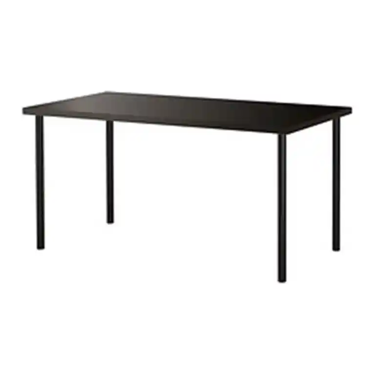 Pronájem stolu pod techniku 